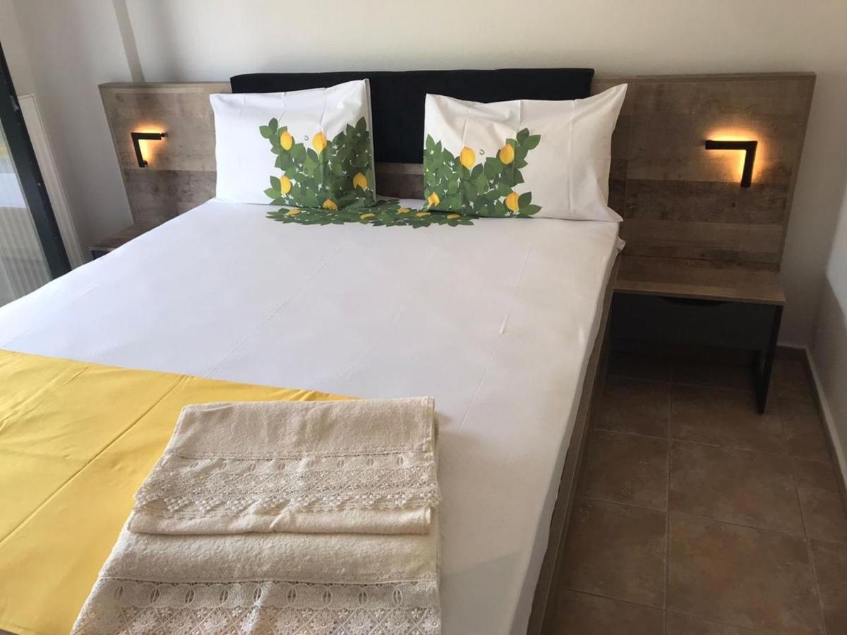 Amazing Villa With Views Sea In Παλιούρι Εξωτερικό φωτογραφία